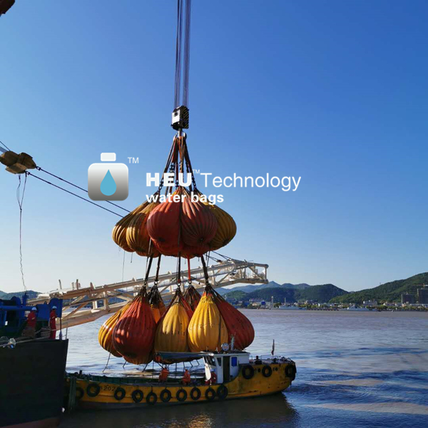 SWL800T風(fēng)電安裝船重吊負荷試驗.jpg